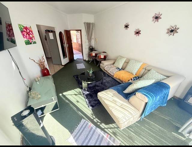 2 BEDROOM TOWNHOUSE FOR SALE IN VANDERBIJLPARK CW 6